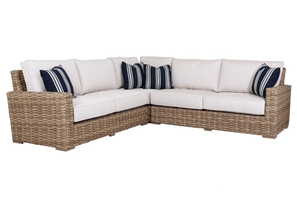 Havana Sectional with cushions in Canvas Flax